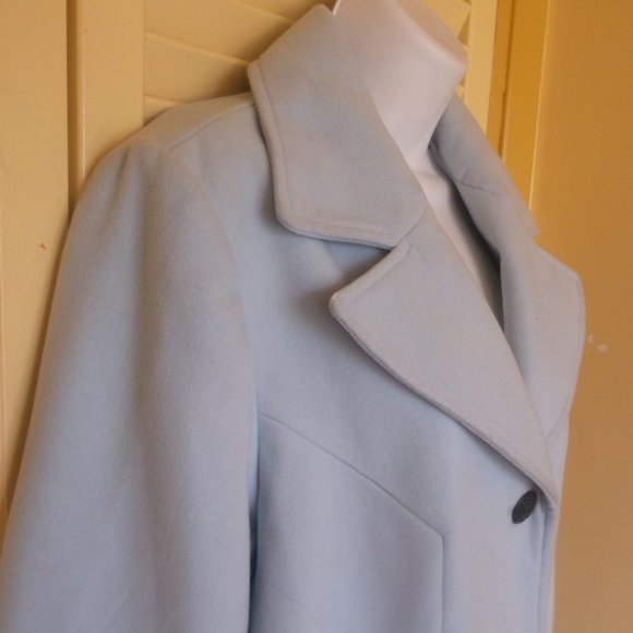 Light Blue Coat Size Women Medium - Picture 5 of 5